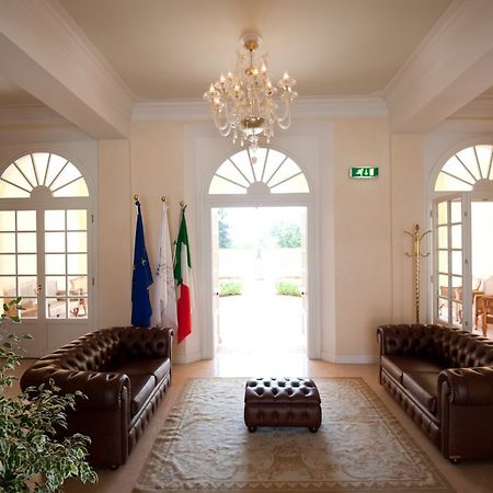 Matilde Di Canossa Golf Spa & Hotel Resort Реджонель-Эмилия Экстерьер фото
